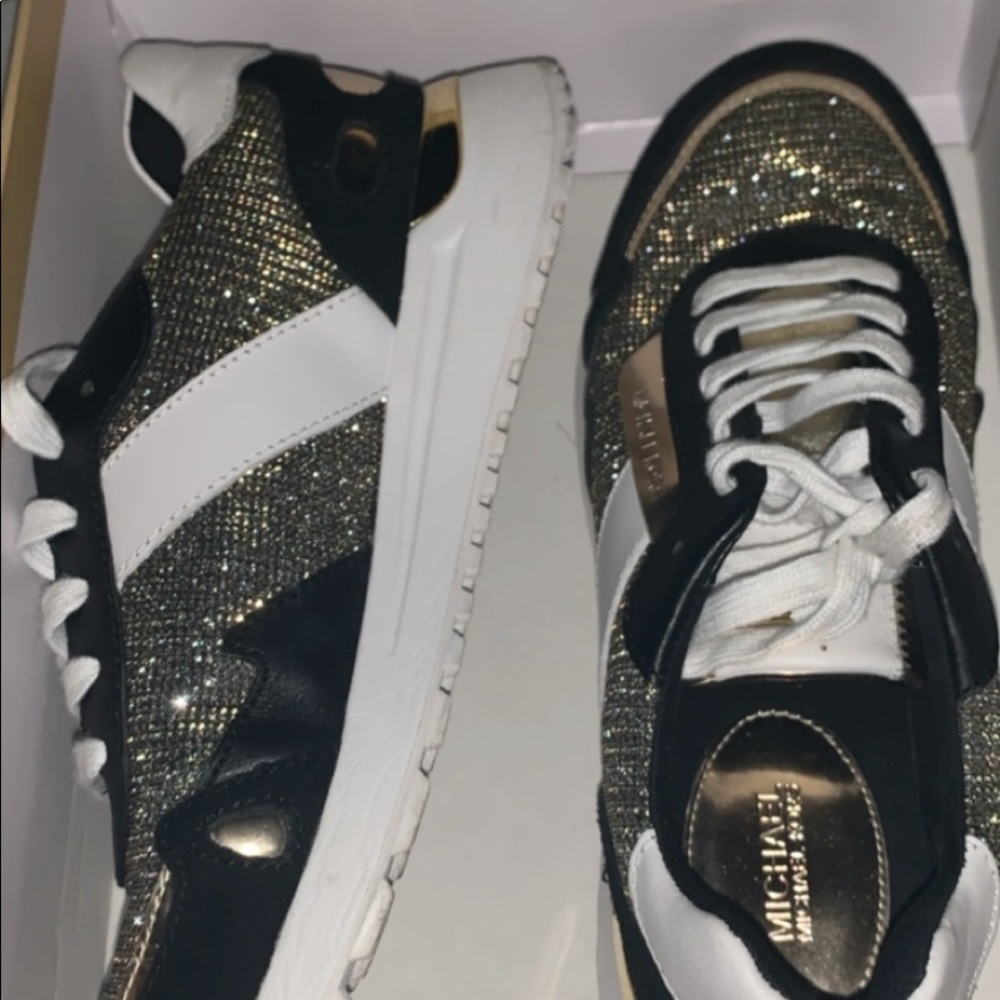 Women's Michael Kors Monroe Training shoes sz 7.5